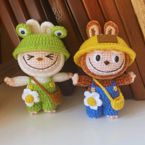 Labubu Smiling Bunny - Crochetwonderlaand